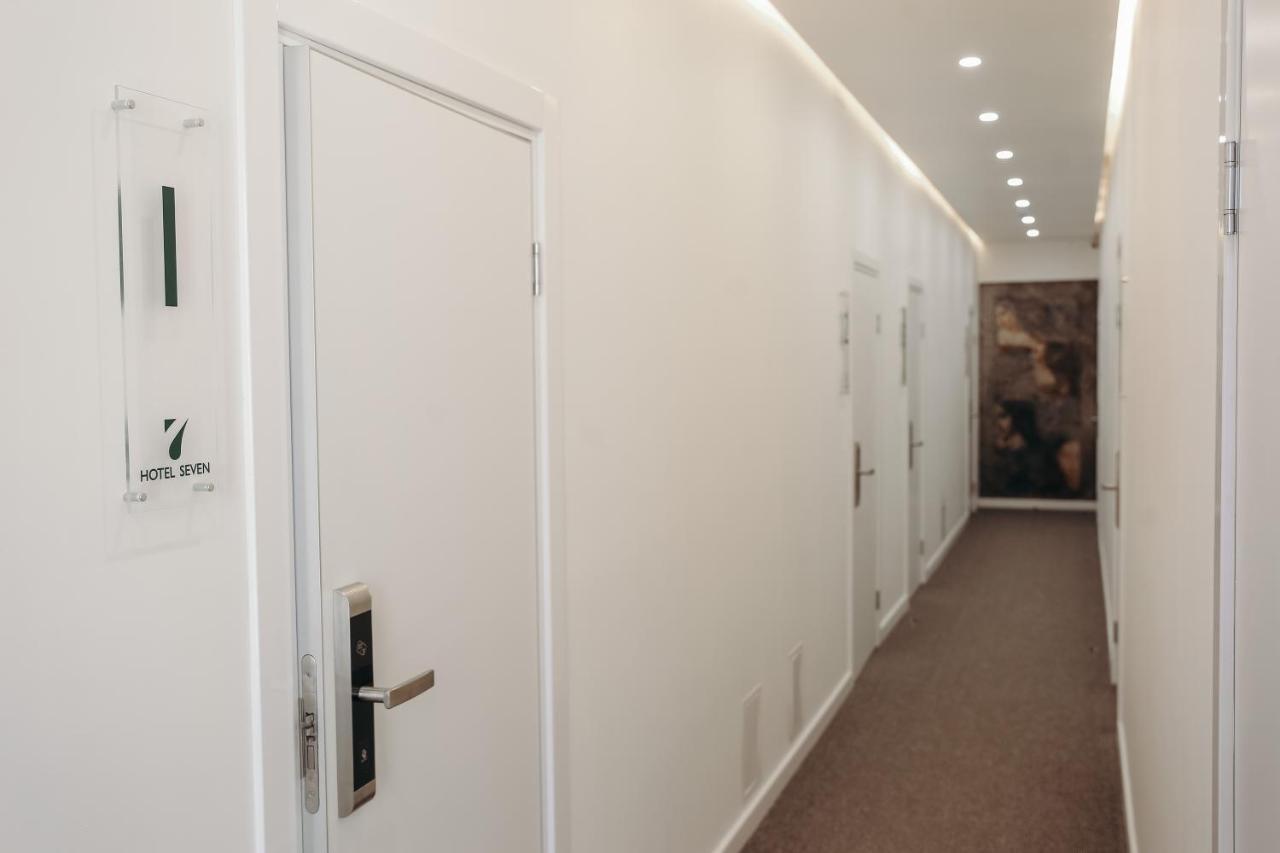7 Boutique Hotel Ust-Kamenogorsk ภายนอก รูปภาพ