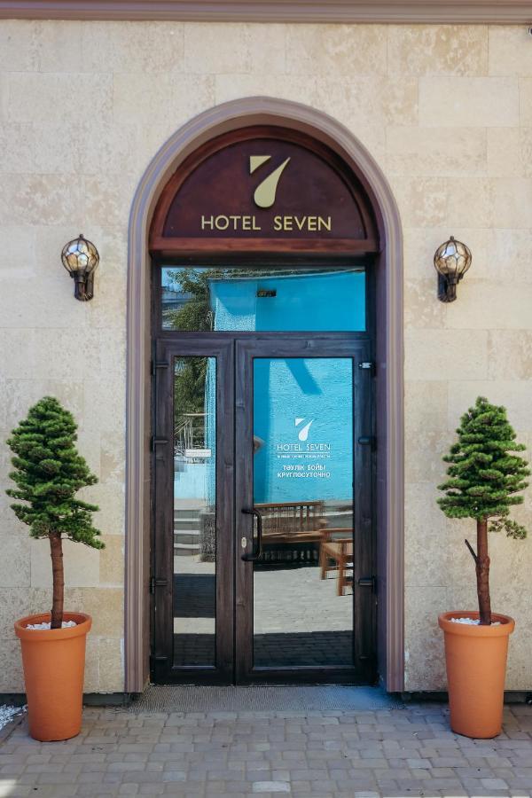 7 Boutique Hotel Ust-Kamenogorsk ภายนอก รูปภาพ